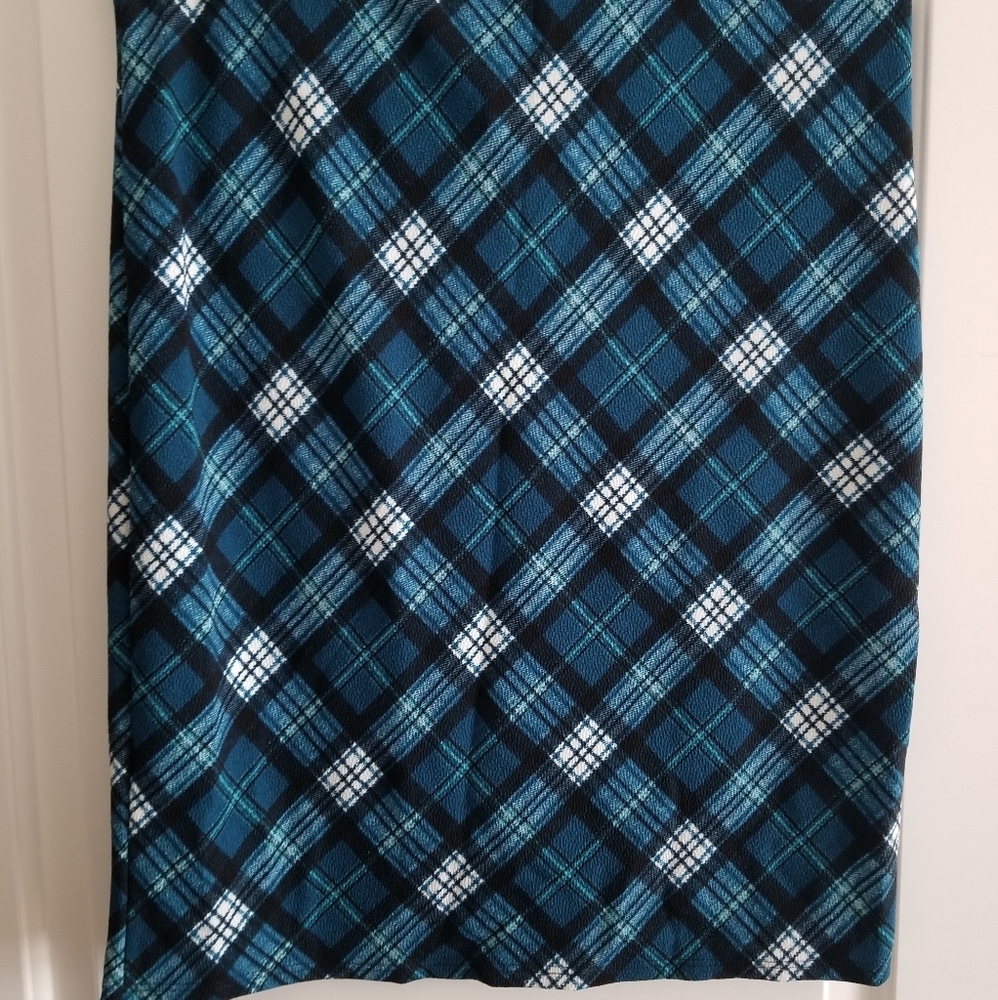 A&D Plaid Pencil Skirt
